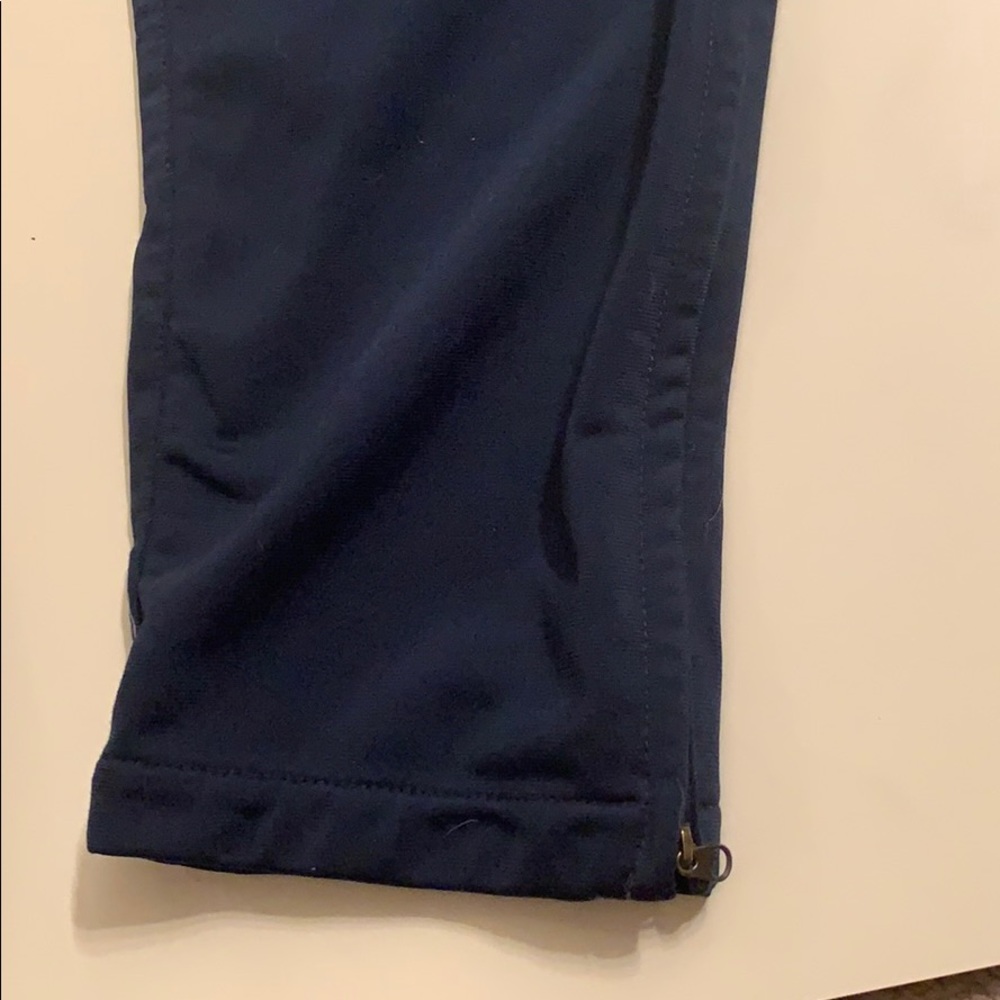 Sweatpants - Picture 2 of 3